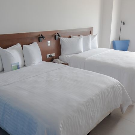Park Inn By Radisson Mazatlán Esterno foto