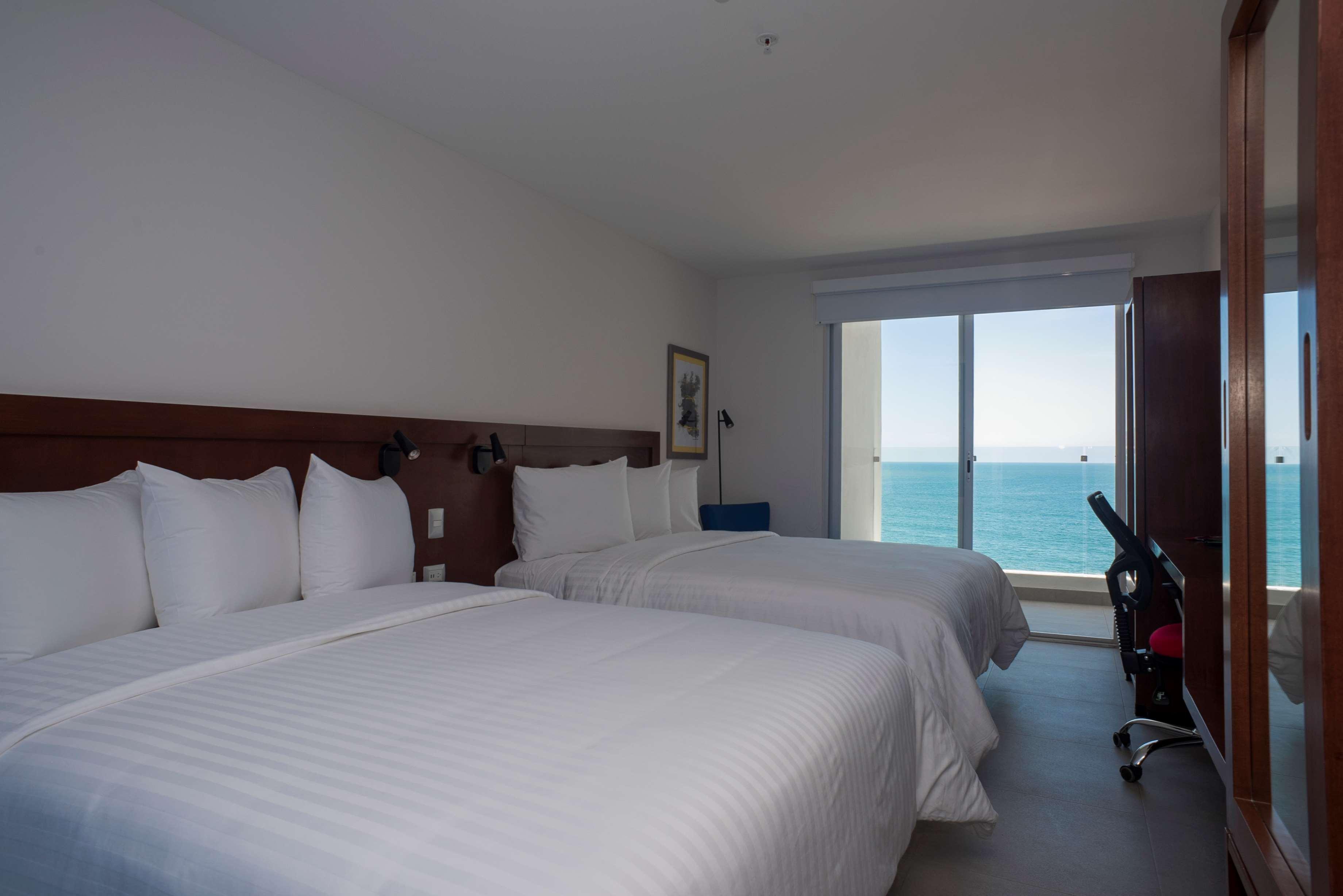 Park Inn By Radisson Mazatlán Esterno foto