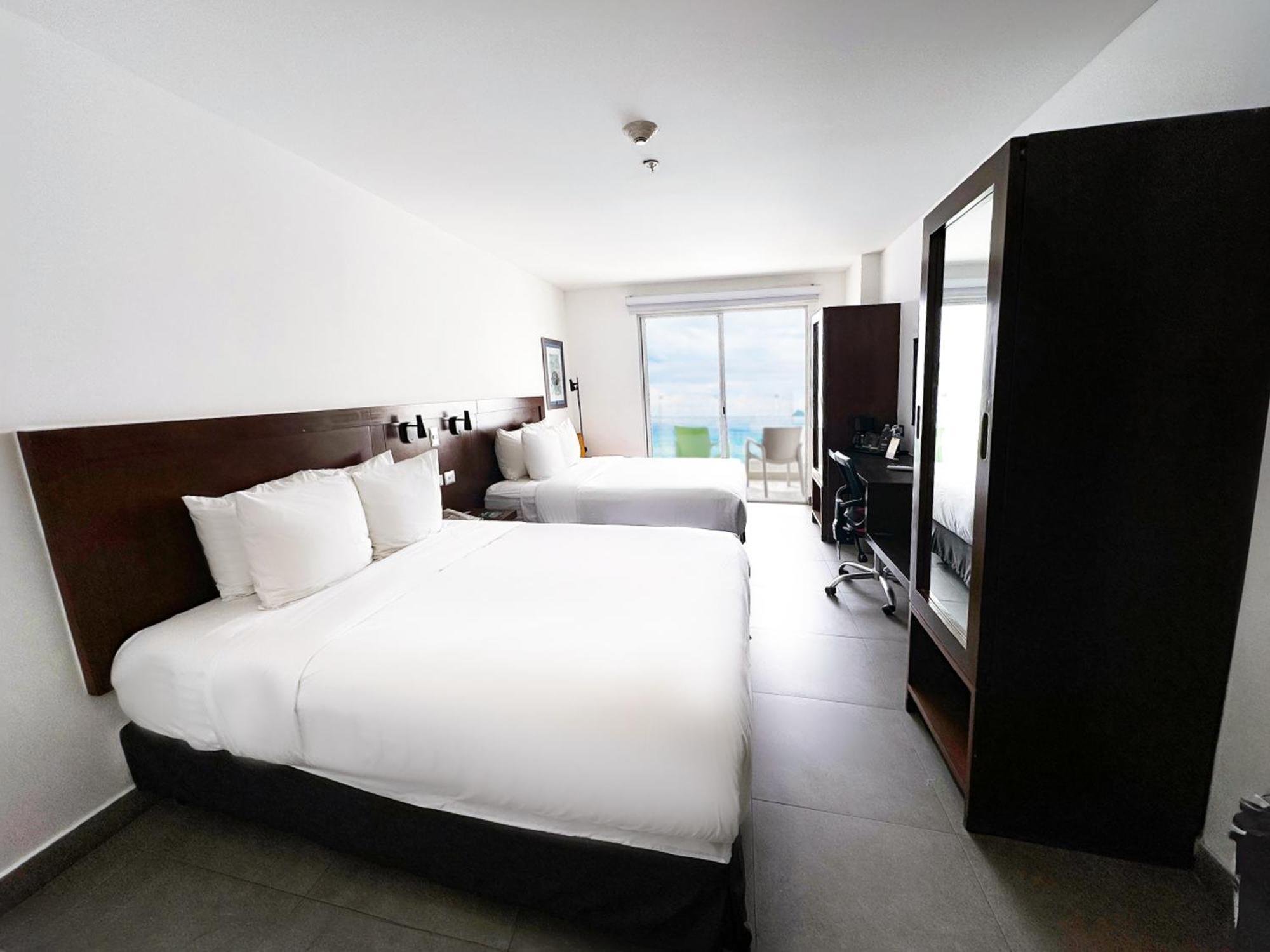 Park Inn By Radisson Mazatlán Esterno foto
